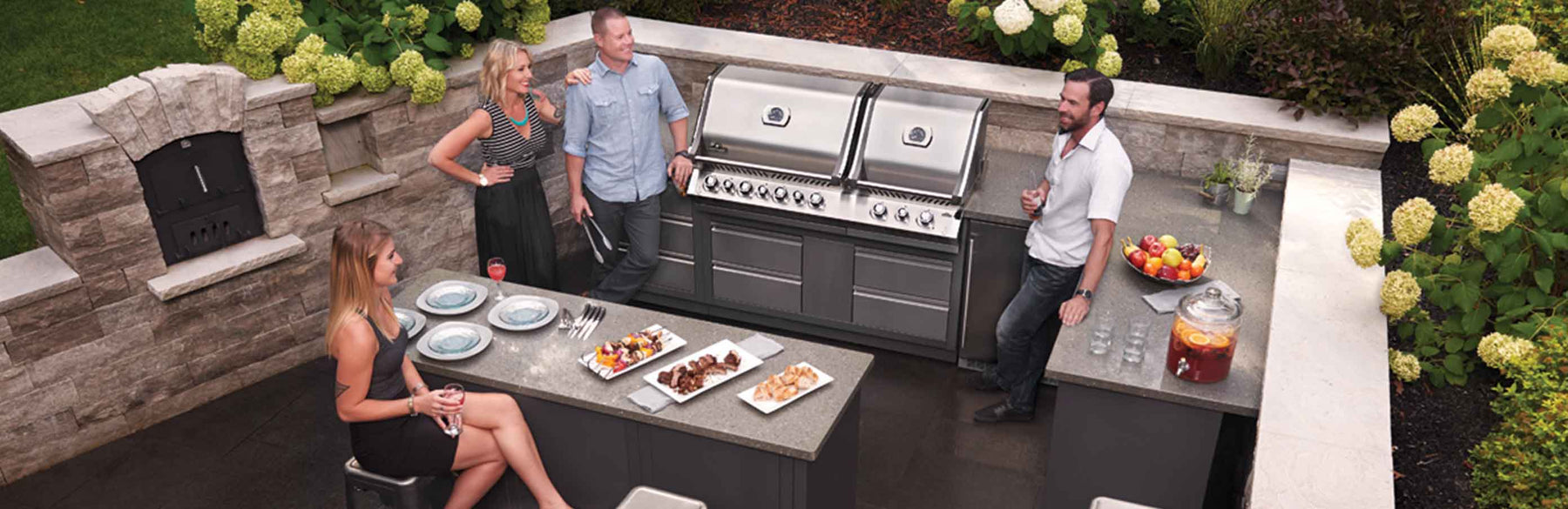 3 Reasons Why You Should Have An Outdoor Kitchen - Great Backyard Place