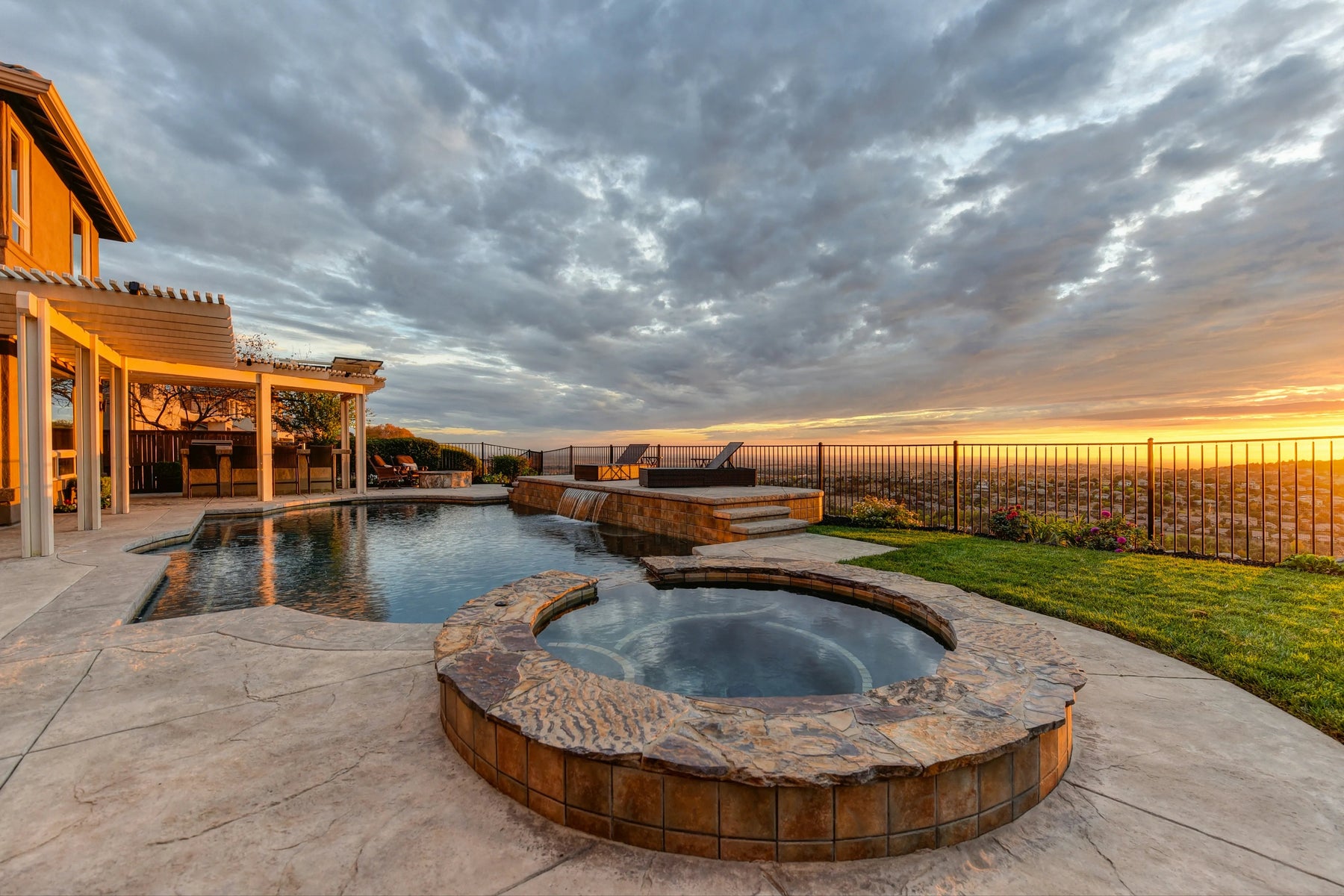 Hot Tub Surround Ideas: Decks, Landscaping &amp; Enclosures for a Luxe Look - Great Backyard Place